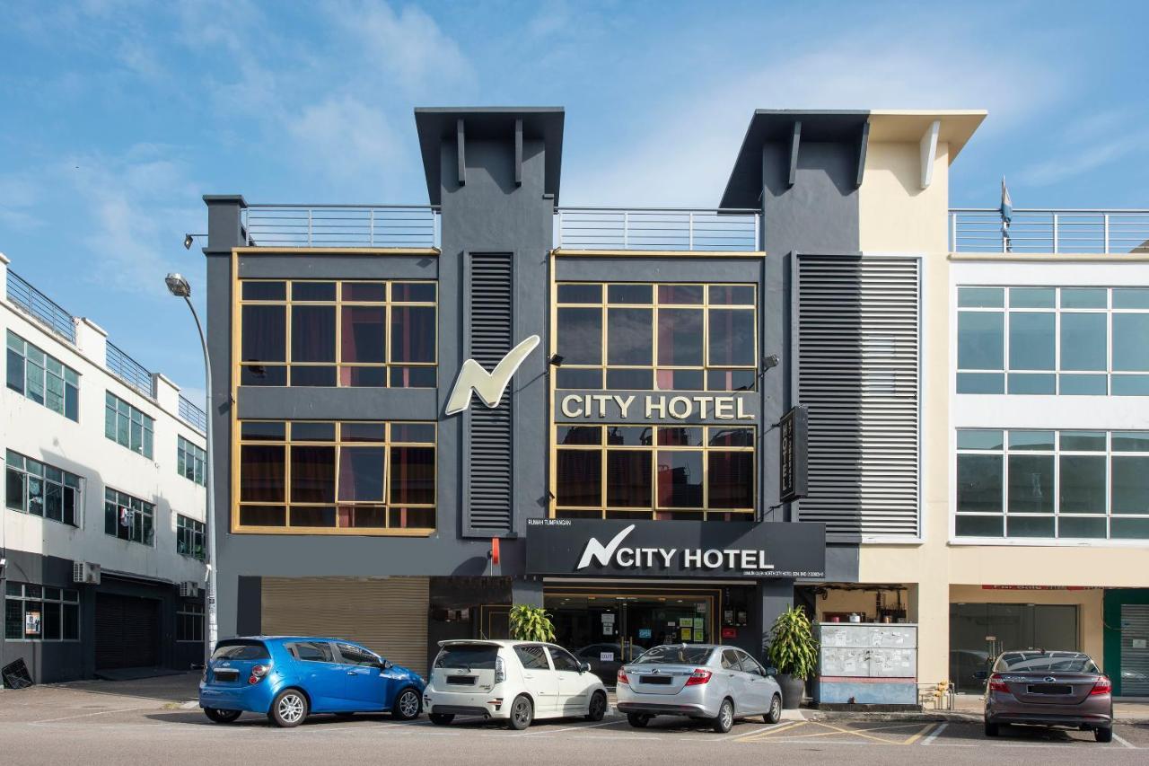 Oyo 90403 North City Hotel Τζόχορ Μπάχρου Εξωτερικό φωτογραφία