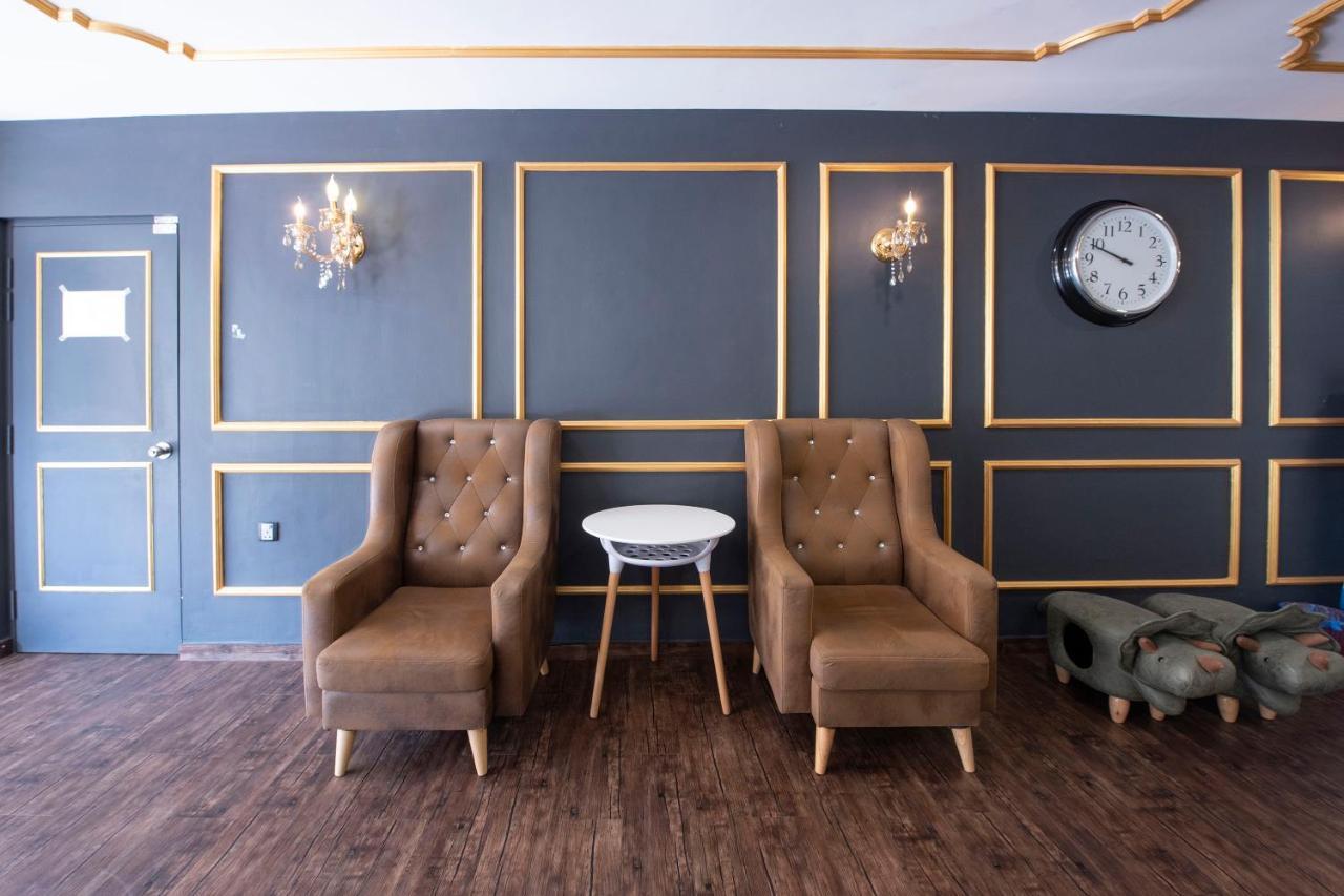 Oyo 90403 North City Hotel Τζόχορ Μπάχρου Εξωτερικό φωτογραφία