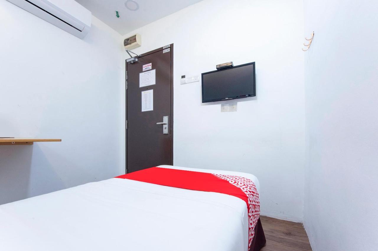 Oyo 90403 North City Hotel Τζόχορ Μπάχρου Εξωτερικό φωτογραφία