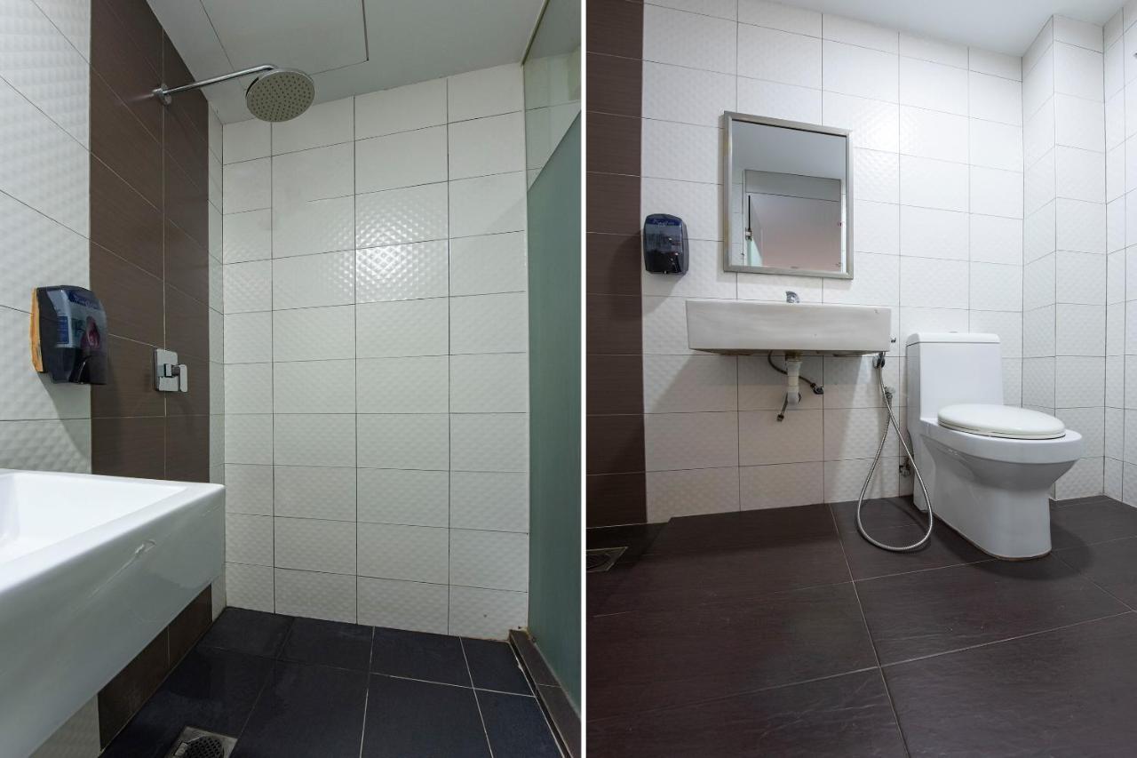 Oyo 90403 North City Hotel Τζόχορ Μπάχρου Εξωτερικό φωτογραφία