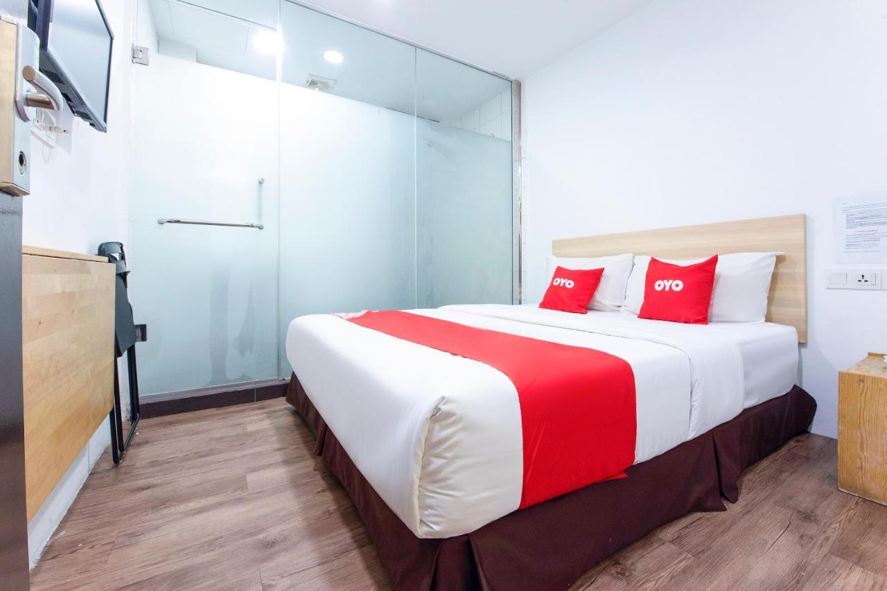 Oyo 90403 North City Hotel Τζόχορ Μπάχρου Εξωτερικό φωτογραφία